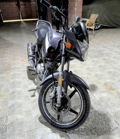Yamaha YBR 125