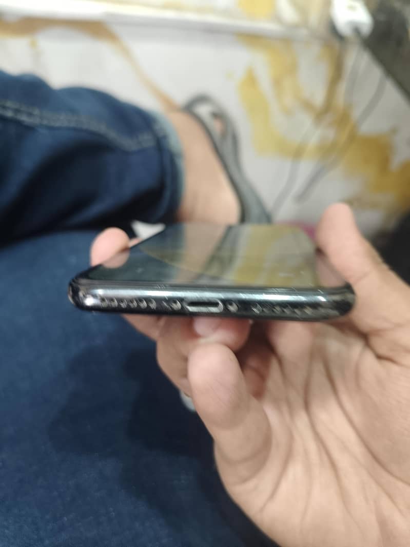 Apple iPhone X 1
