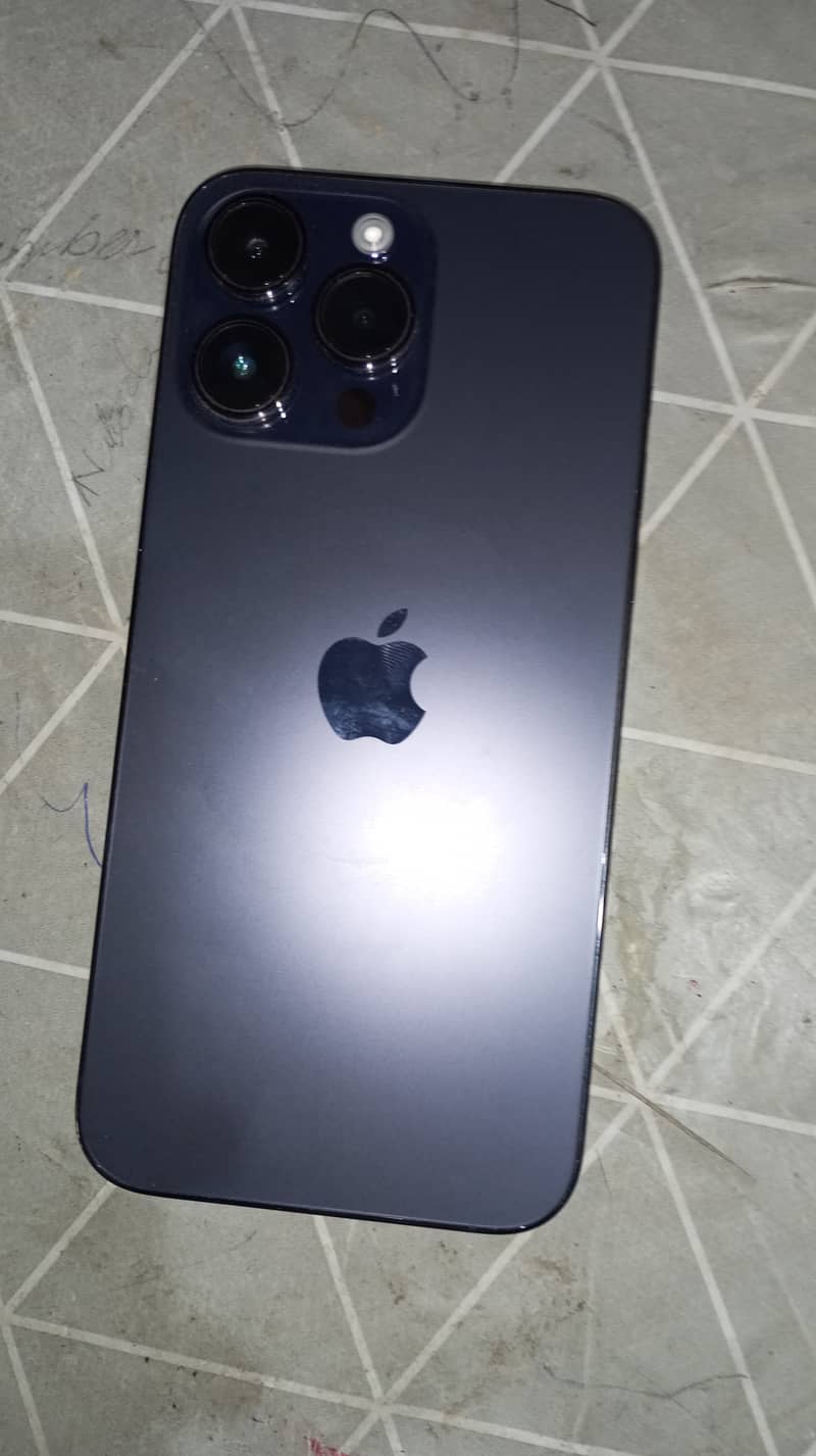 Apple iPhone 14 Pro Max 0