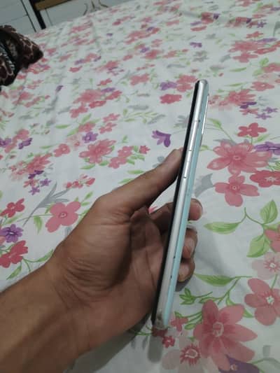 Vivo Y30