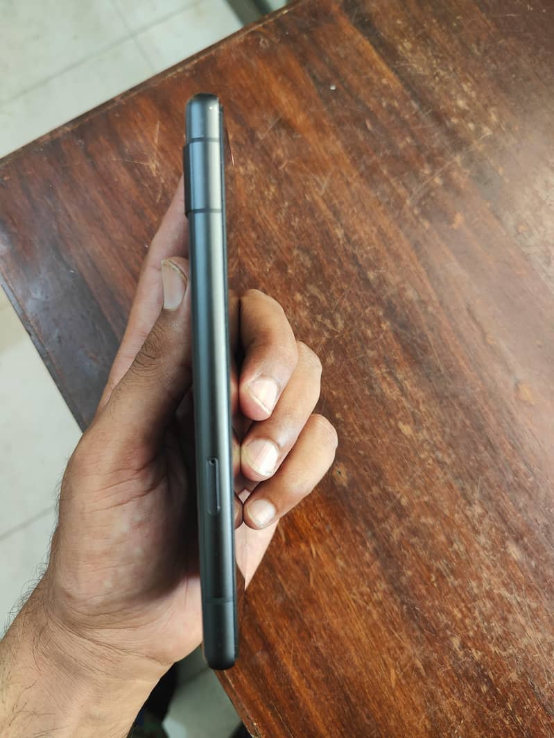 Google Pixel 7a 5
