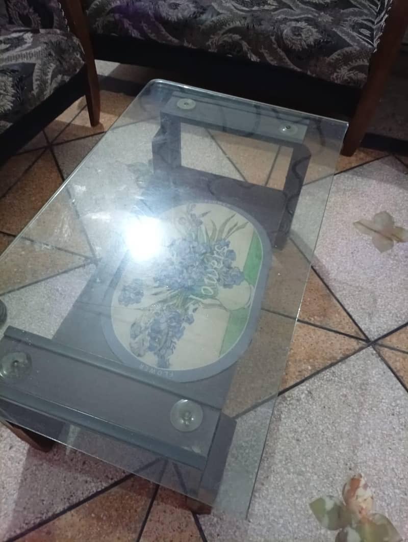 centre table with thick glass 2
