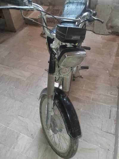 2021 model ha bike mein koi kam nhe ha purchase kre aor drive kre