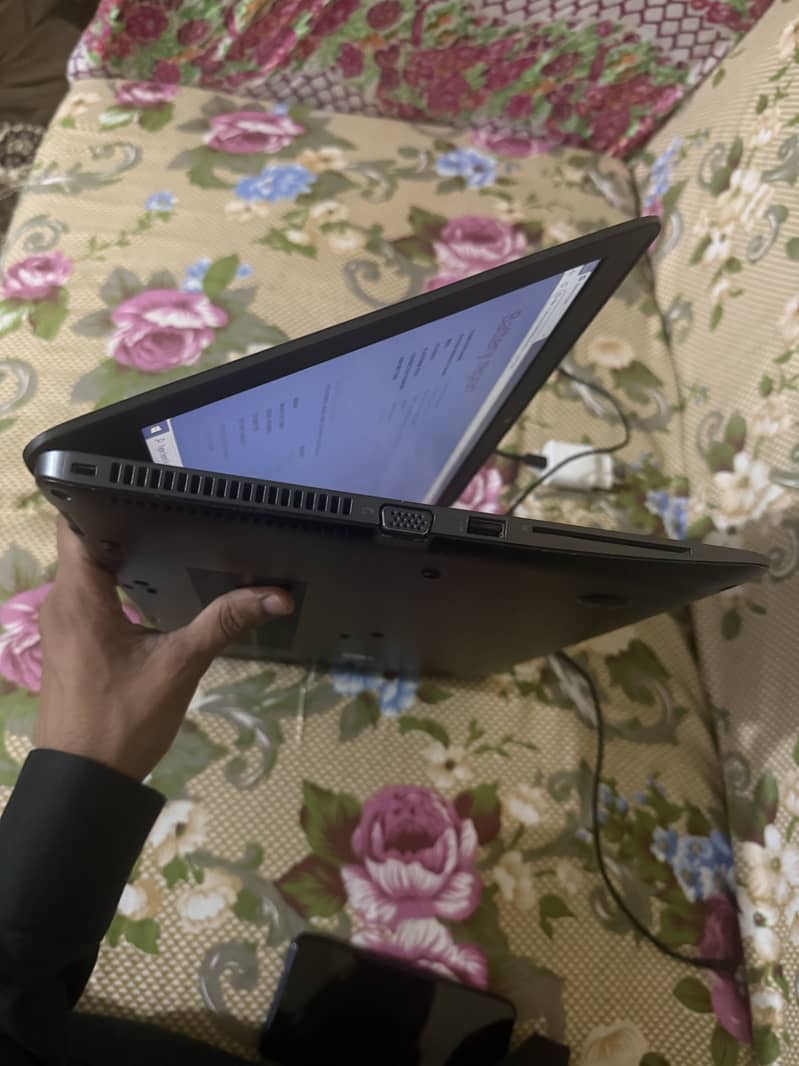 Laptop 5