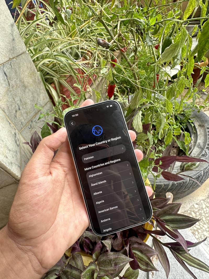 Apple iPhone 15 5