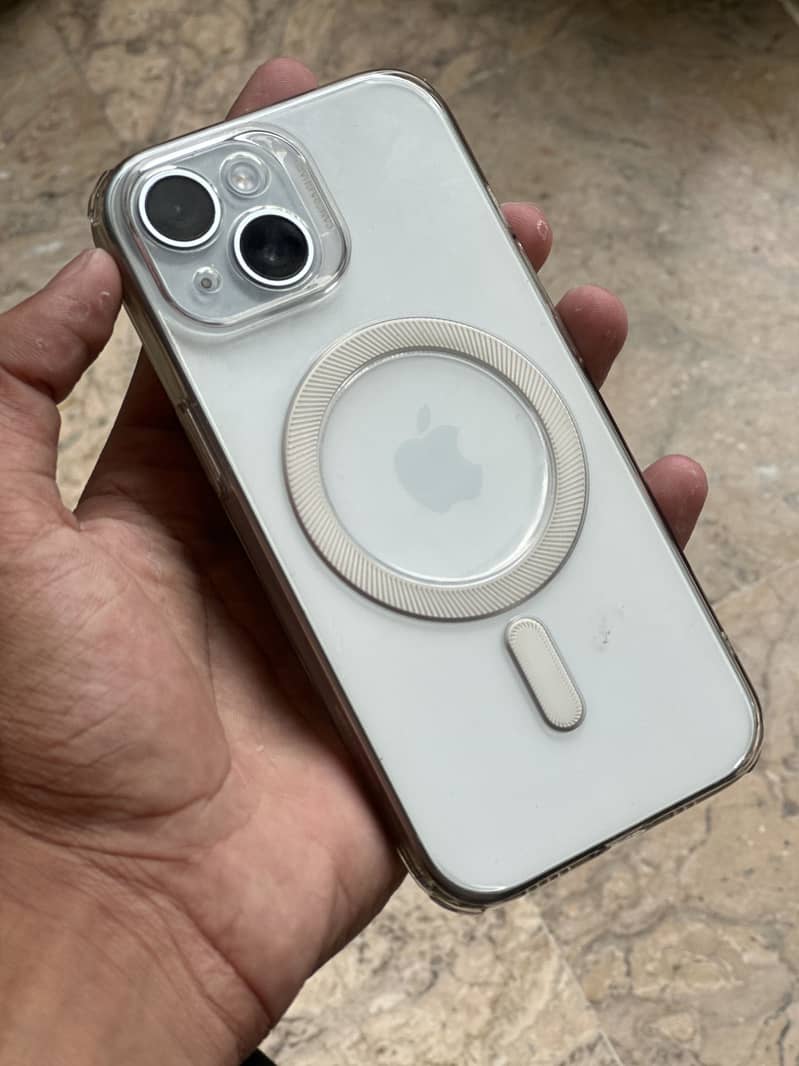 Apple iPhone 15 7