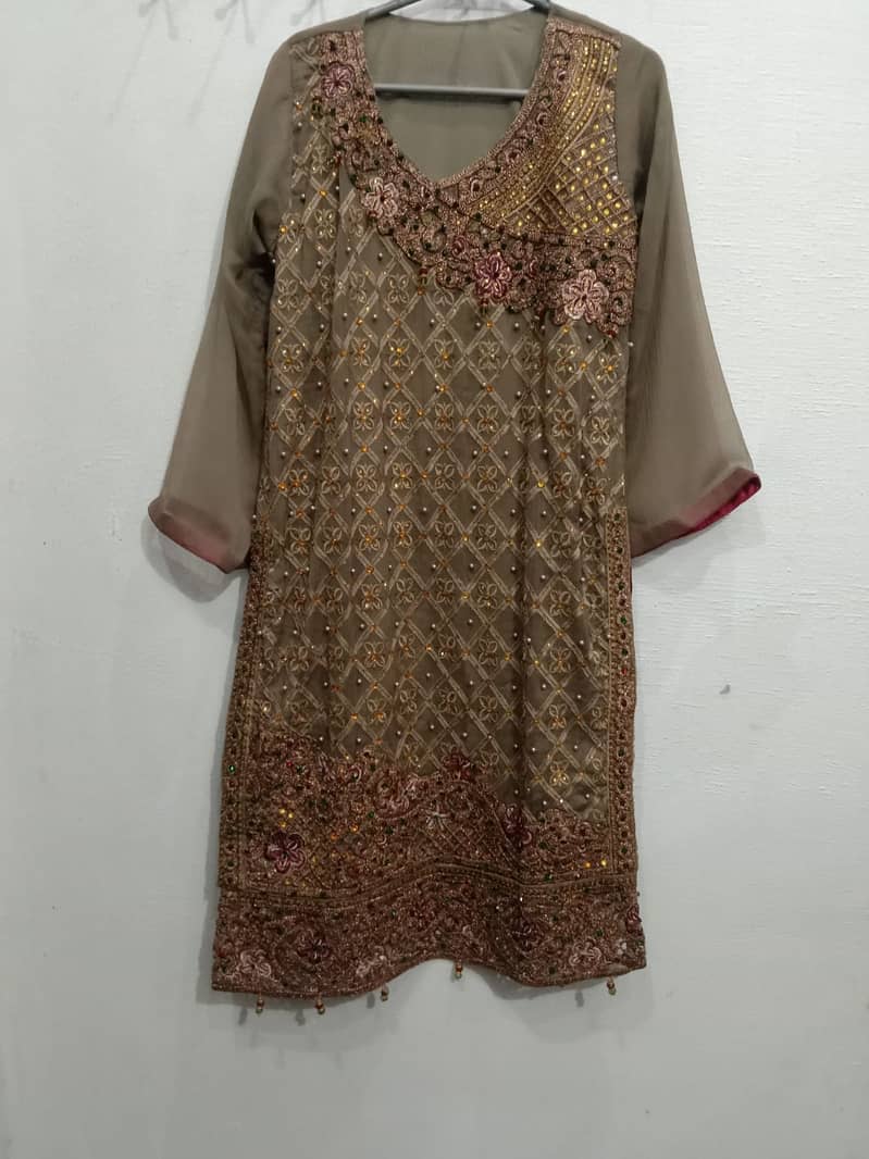 Size L 10
