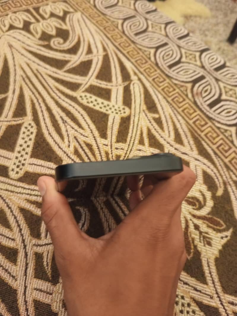 apple iphone 14 3