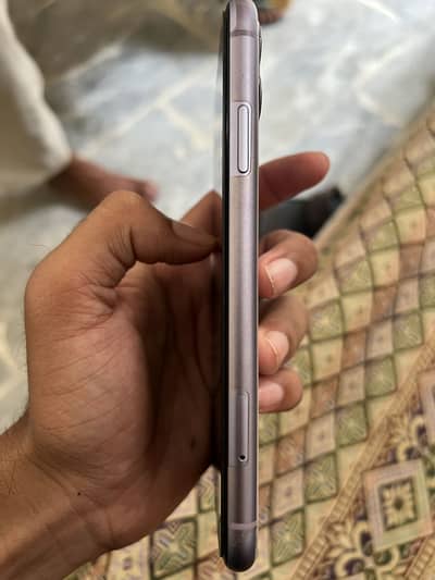 Apple iPhone 11