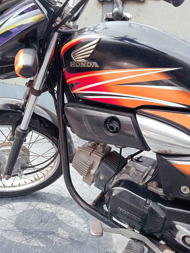 Honda Prioder -2017- 7