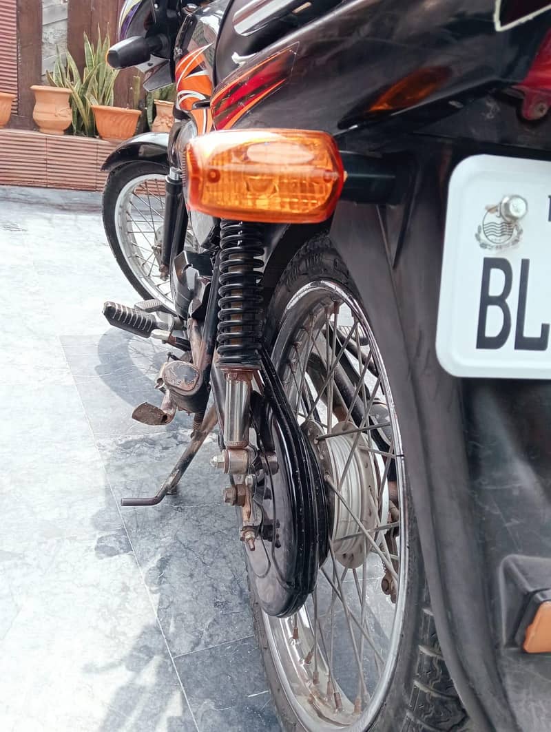 Honda Prioder -2017- 10