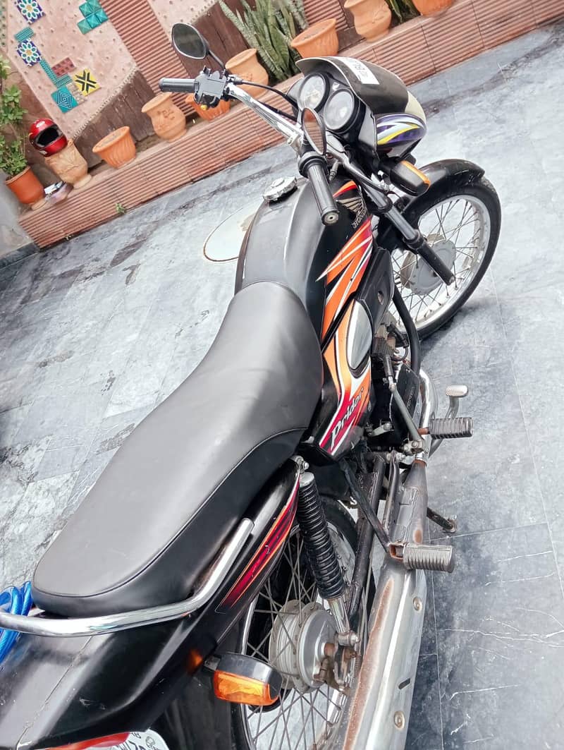 Honda Prioder -2017- 15