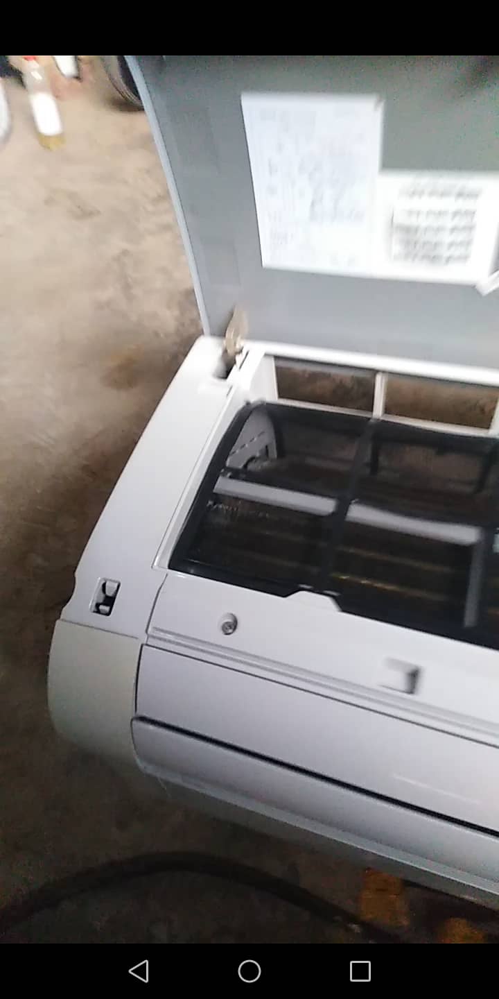 AC inverter 0