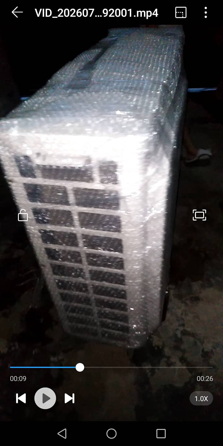 AC inverter 11