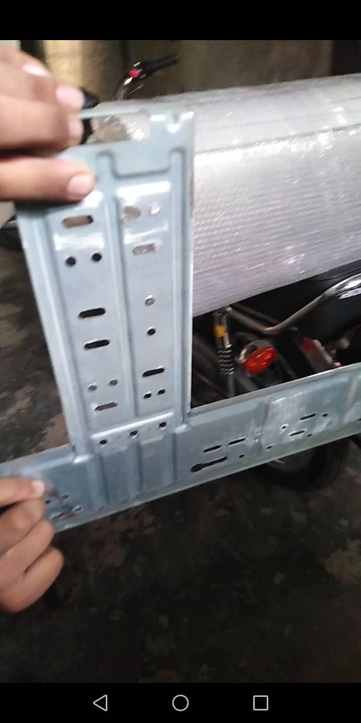 AC inverter 13