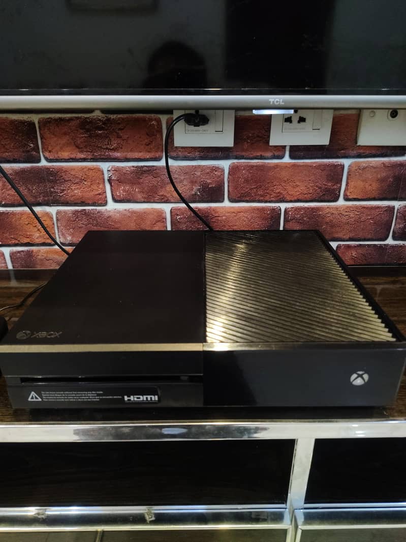 Immaculate Xbox one 0