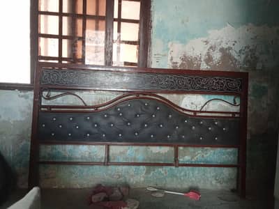 iron bed without meters used