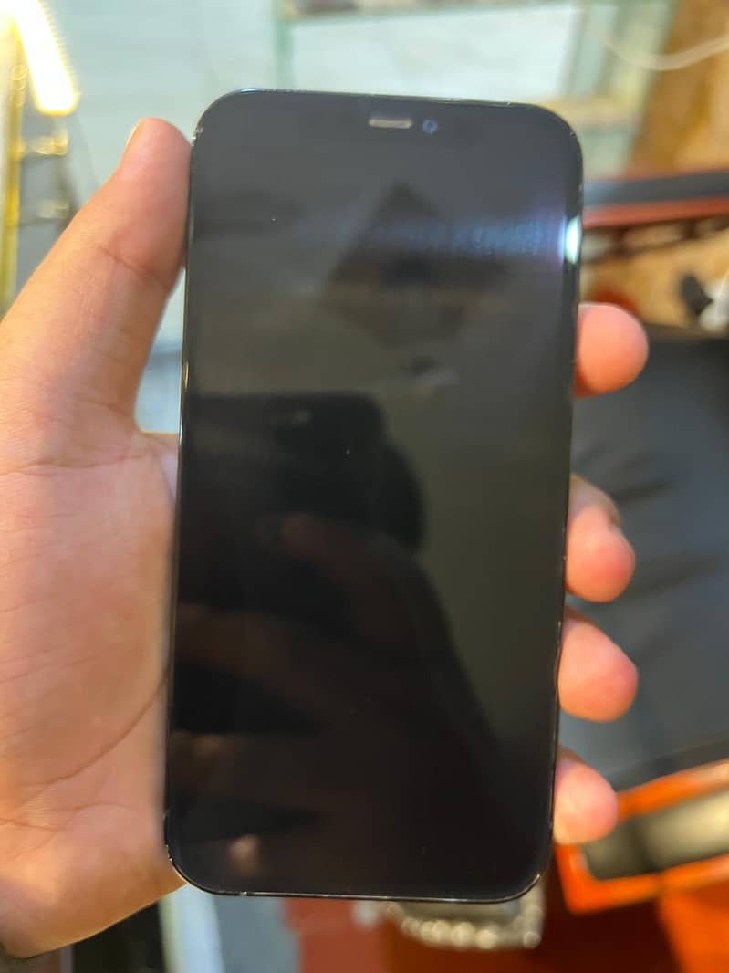 Apple iPhone 12 Pro 1