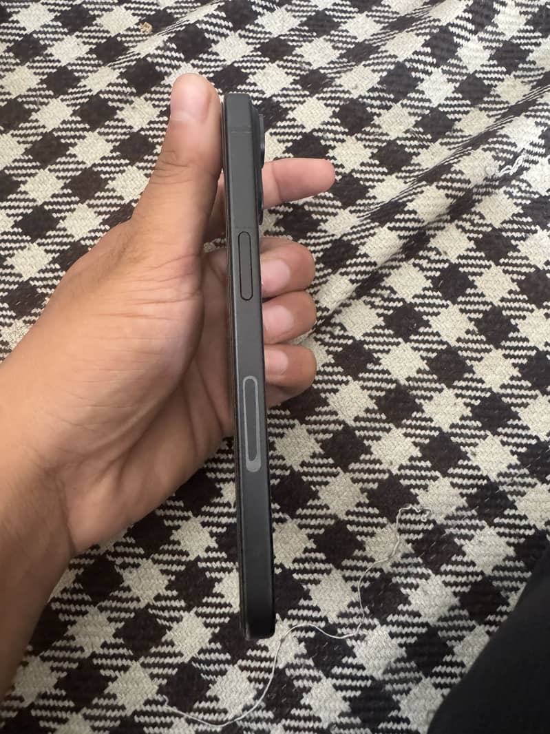 Apple iPhone 15 0