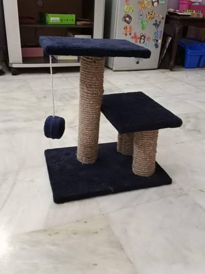 Barely Used Cat Tree & Scratching Post - Like New