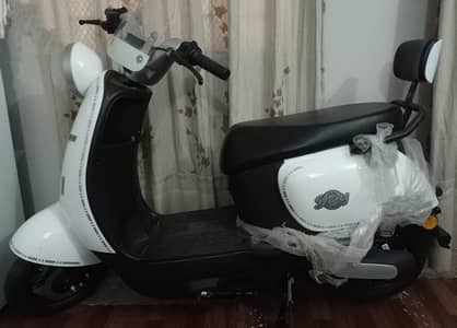 Electric Bike - Scooty