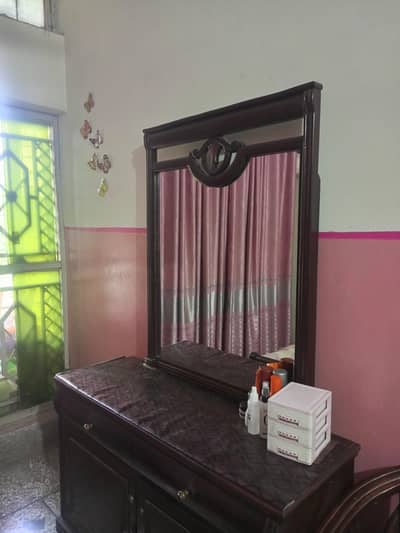wooden dressing table with mirror