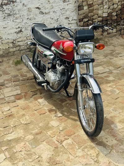 Honda 125 self 2023 model red All ok