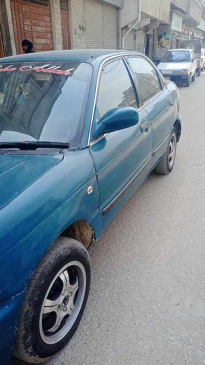 Suzuki Baleno 2000