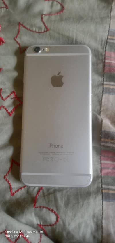Apple iPhone 6