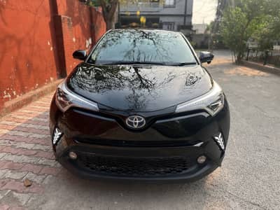 Toyota CHR G LED 2017 FULL OPTION
