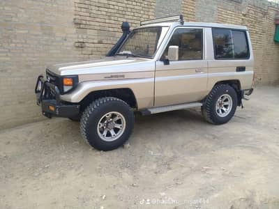 Toyota Land Cruiser 1989