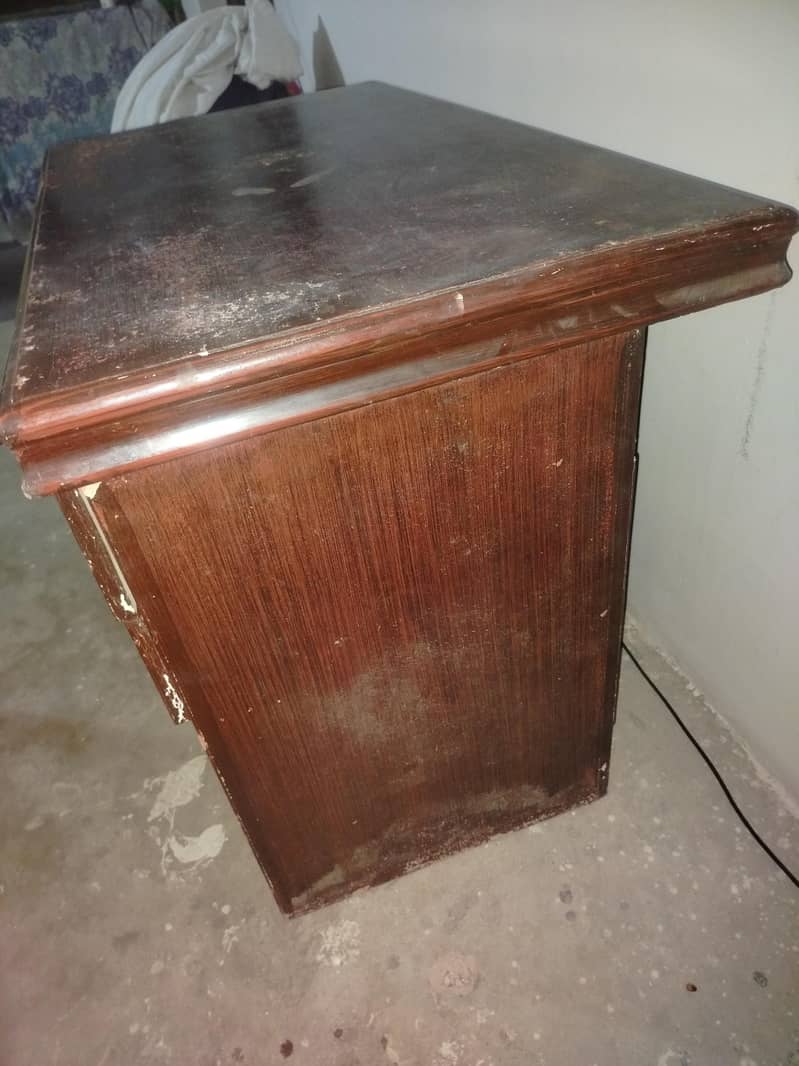 computer table 1