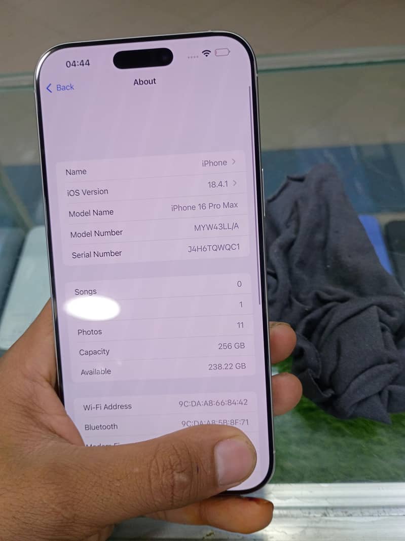 Apple iPhone 16 Pro Max 5