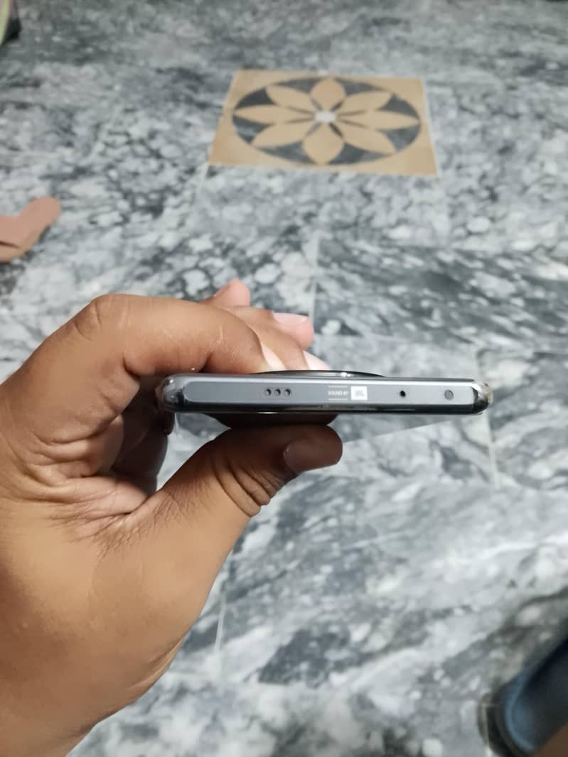 Infinix Zero 40 4