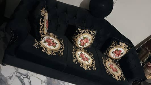 5 seater sofa set almost new in condition