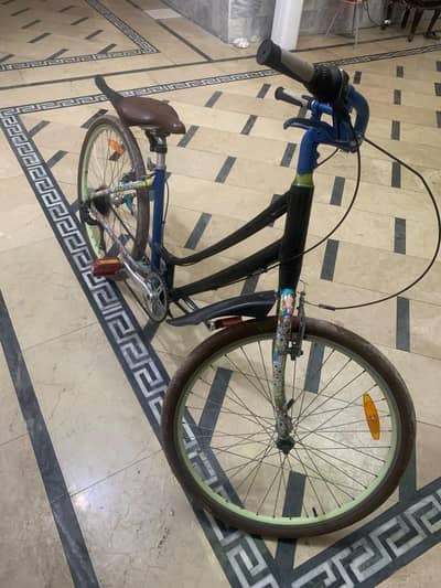 Stylish City Bicycle – Excellent Condition – Ready to Ride