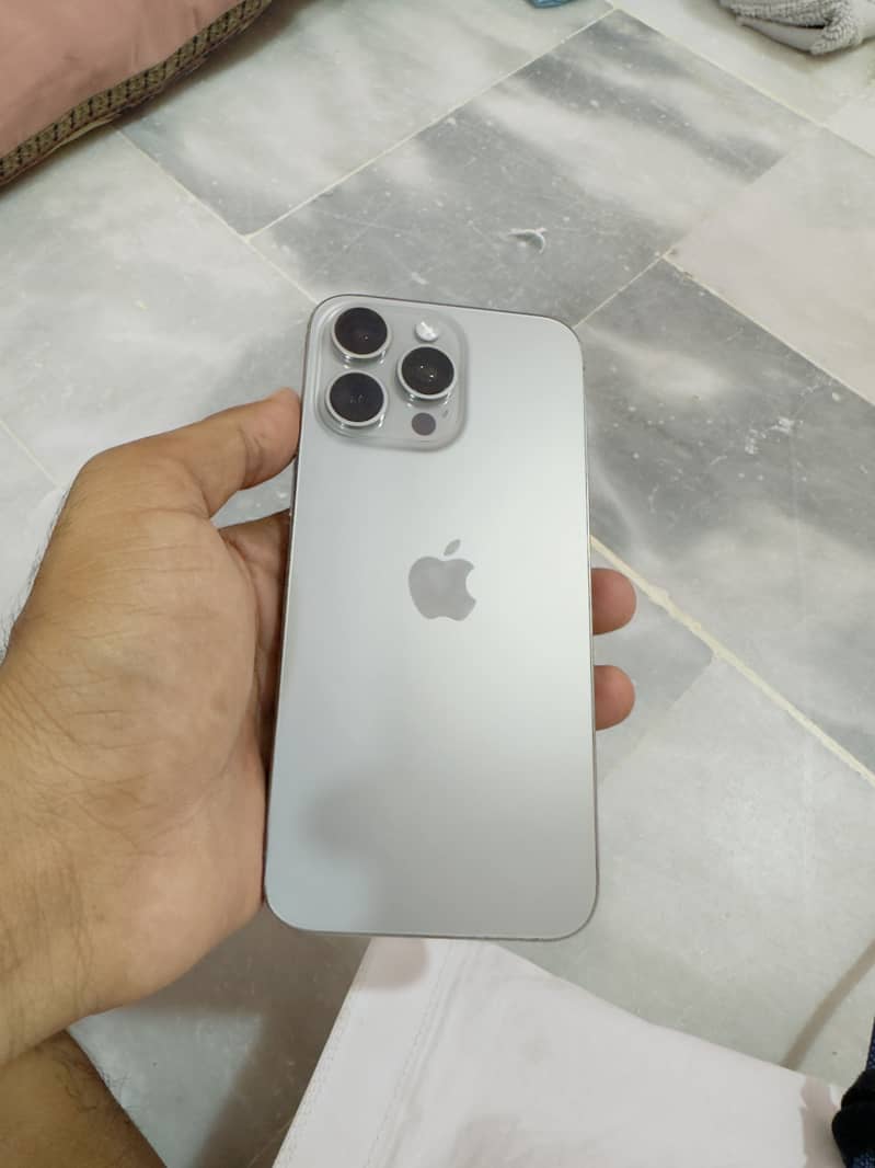 Iphone 15 pro max 0
