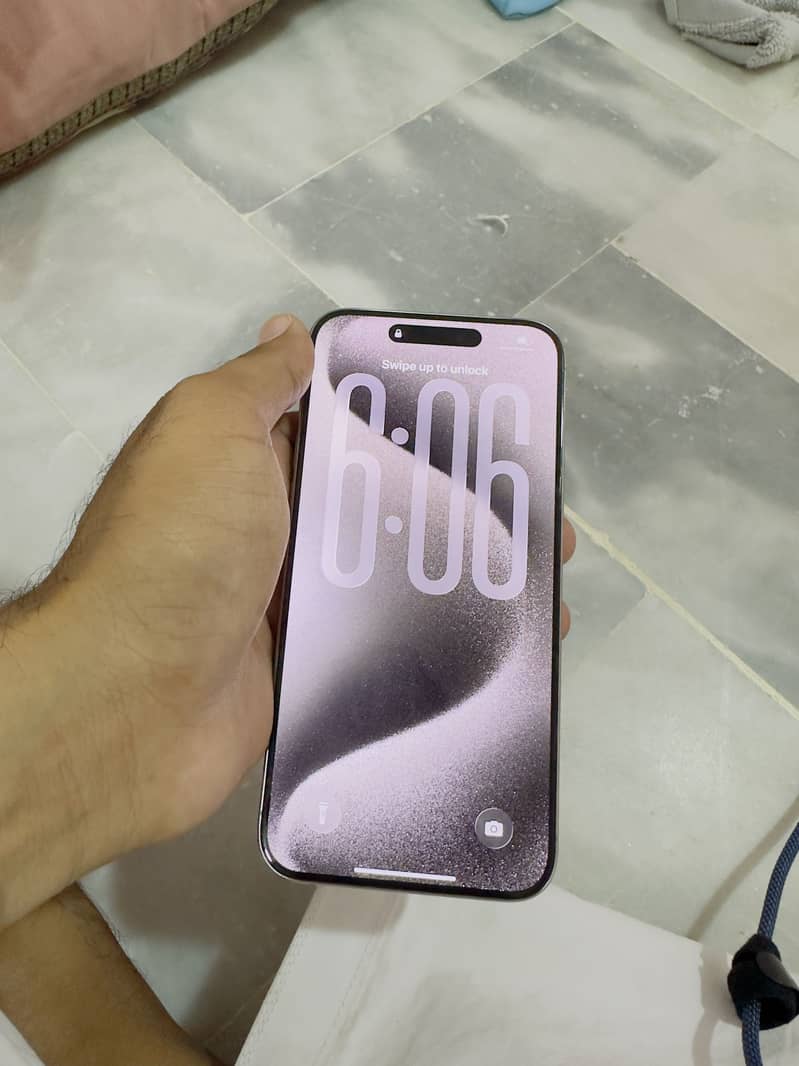 Iphone 15 pro max 3