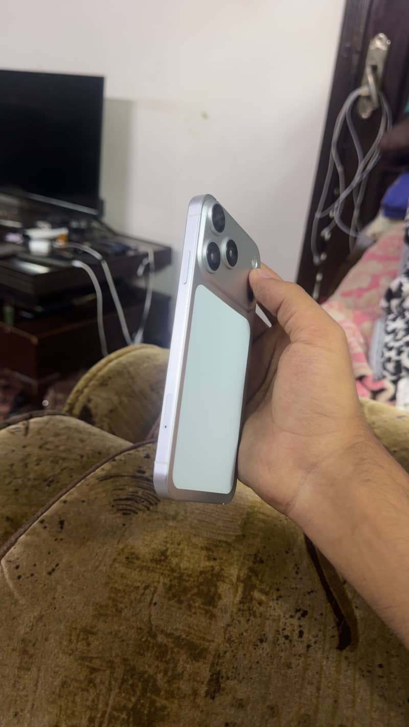 Apple iPhone 11 2