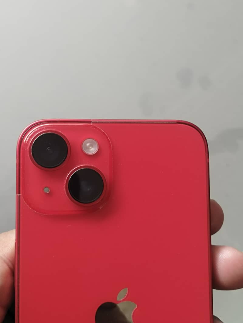 Apple iPhone 14 4