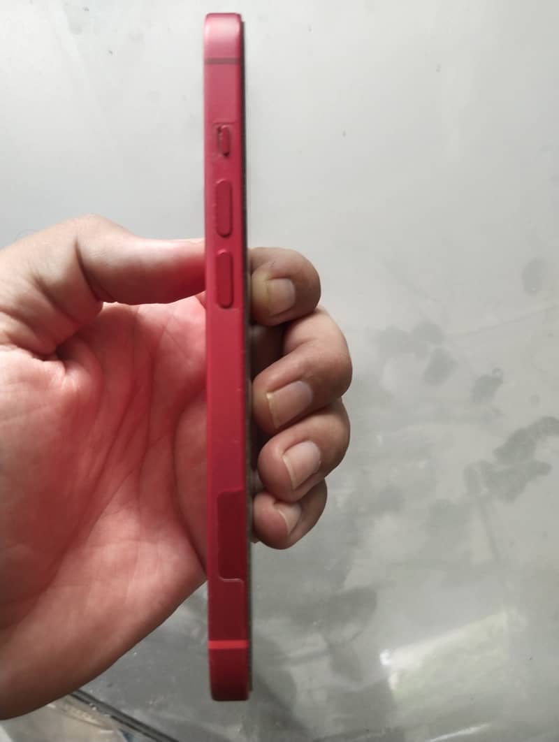 Apple iPhone 14 9