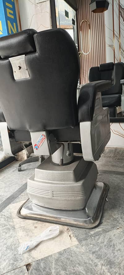 salon chair for salon only 30k
