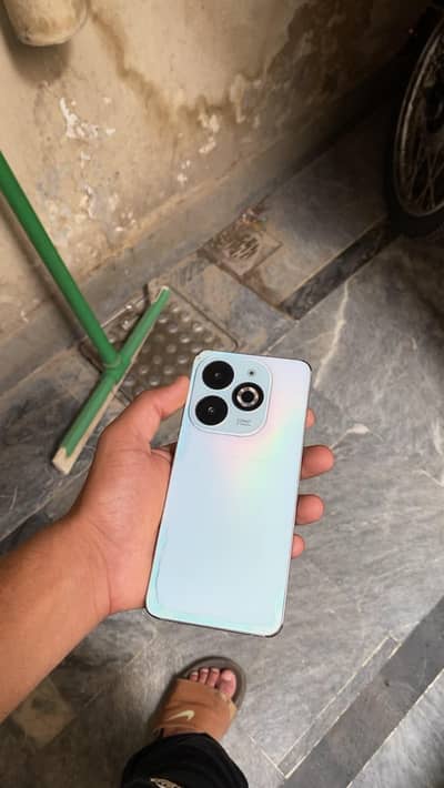 Infinix smart 8 pro official pta approved 4+4/128  battery 6000