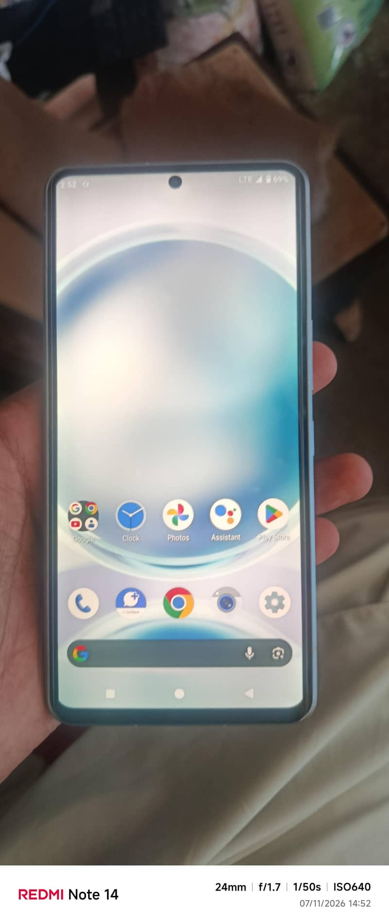 Sharp Aquos R7 1