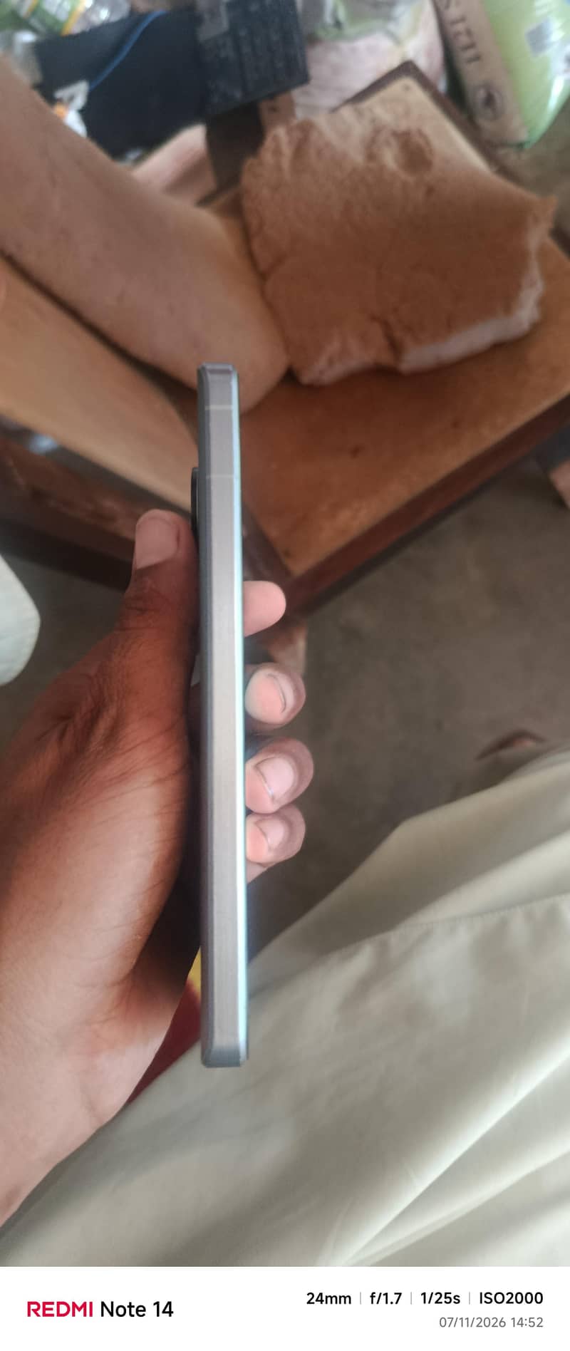 Sharp Aquos R7 2
