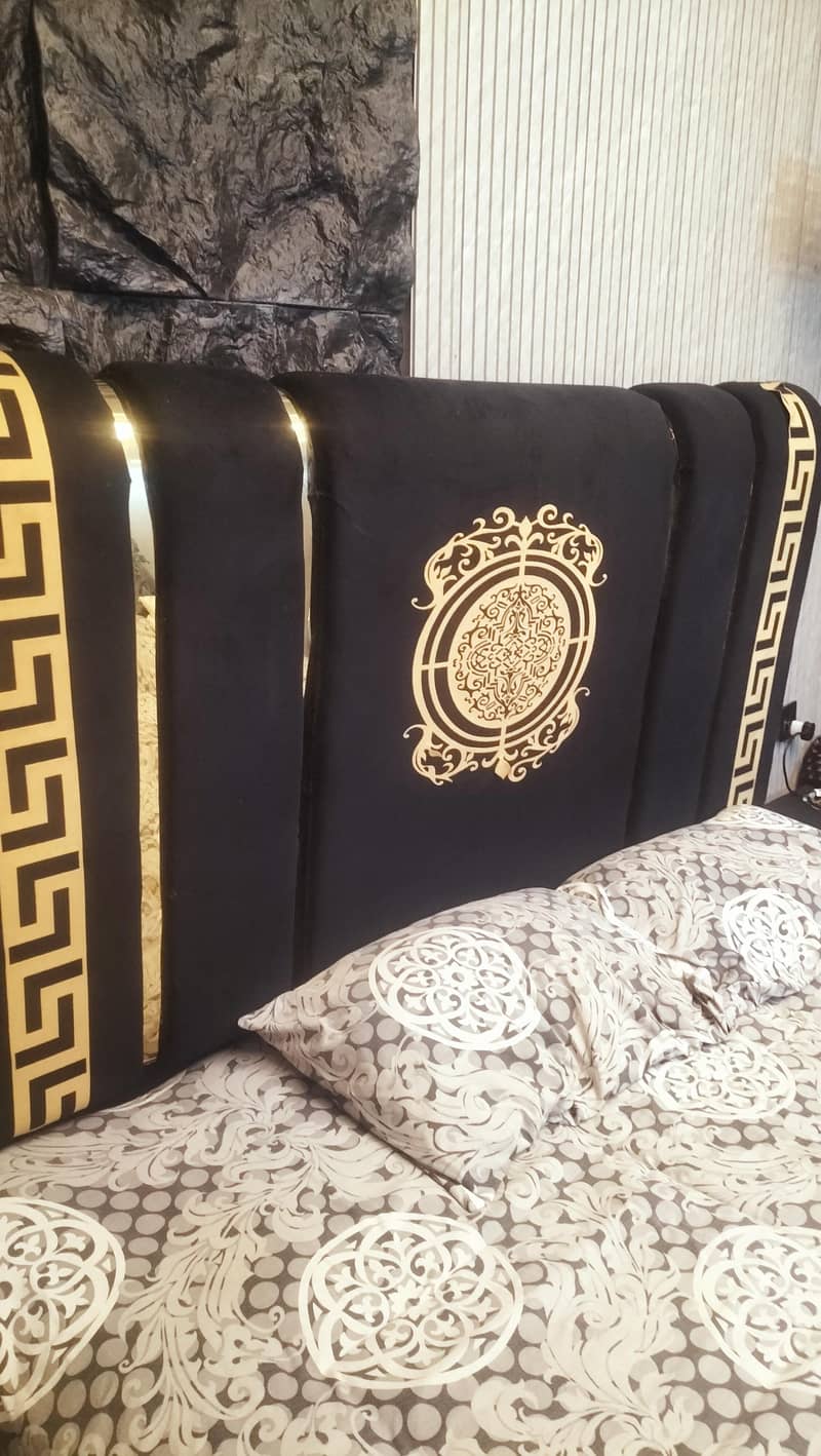 Versace style bed 2