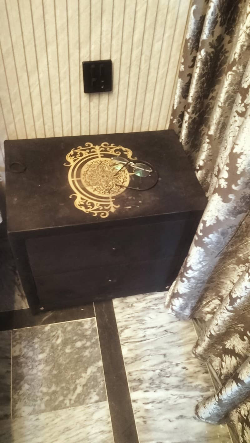 Versace style bed 3