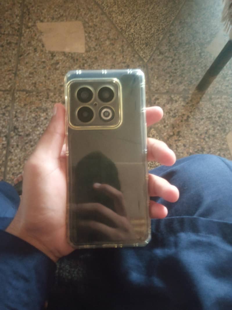 One Plus 10 Pro 0