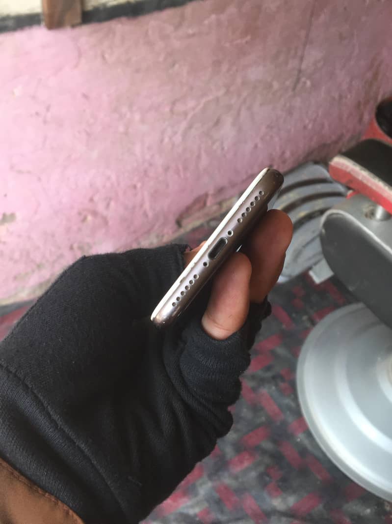 iphone 8 3