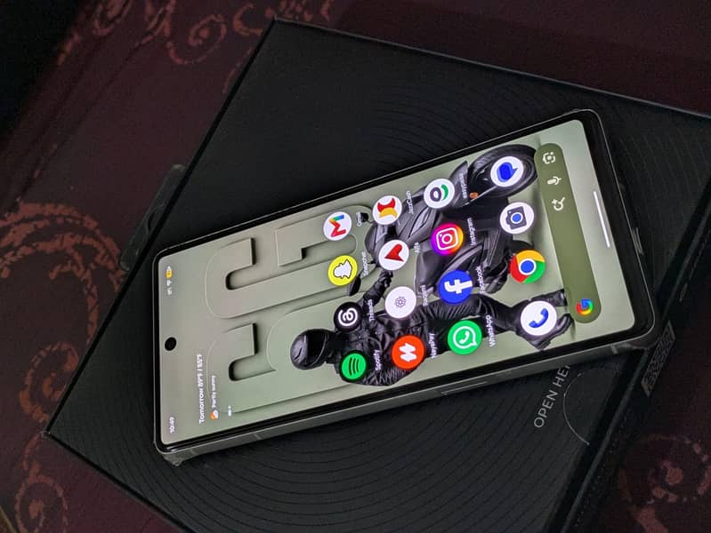 Google Pixel 7 4